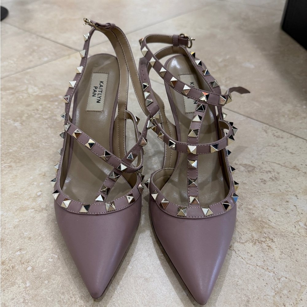 Kaitlyn Mauve Studded Heels comes with original box